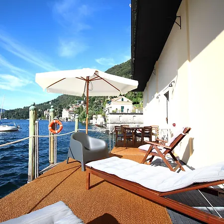 Darsena Di Riva Grande Affittacamere Moltrasio