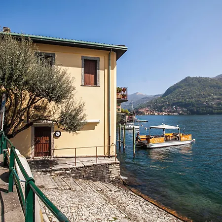 Darsena Di Riva Grande Guest house Moltrasio