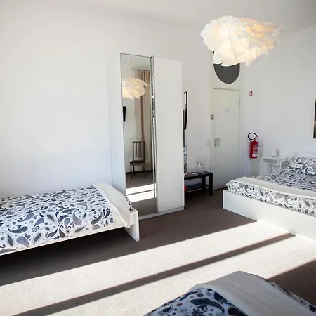 Guest house Darsena Di Riva Grande 3*