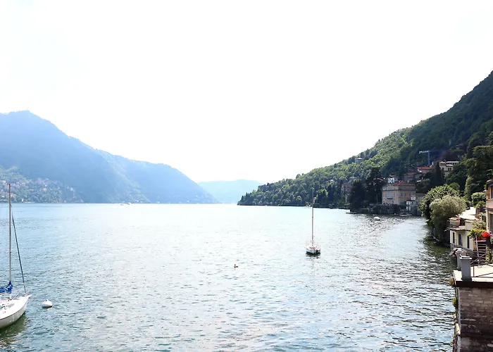Darsena Di Riva Grande Affittacamere Moltrasio