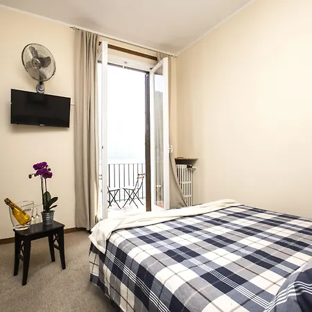 Darsena Di Riva Grande