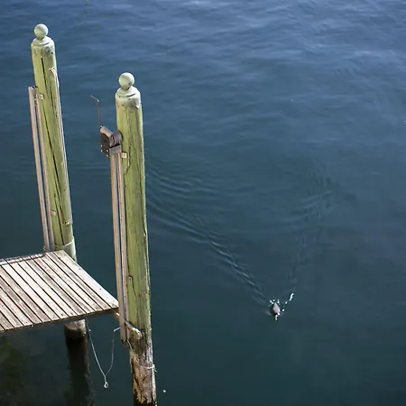 Darsena Di Riva Grande Gasthof Moltrasio